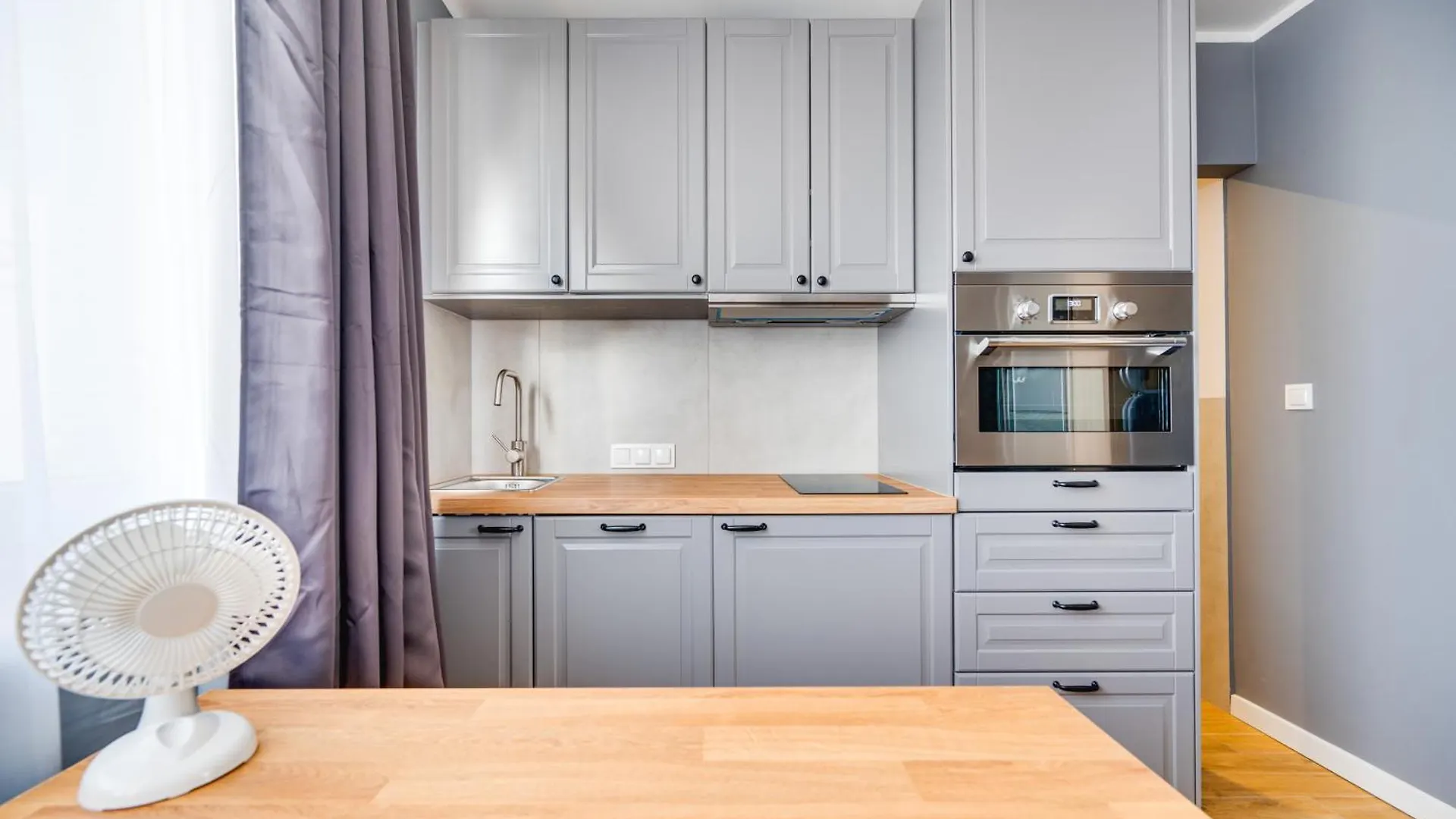 Apartment Aleja Grunwaldzka 92-98 By Homeprime Gdansk